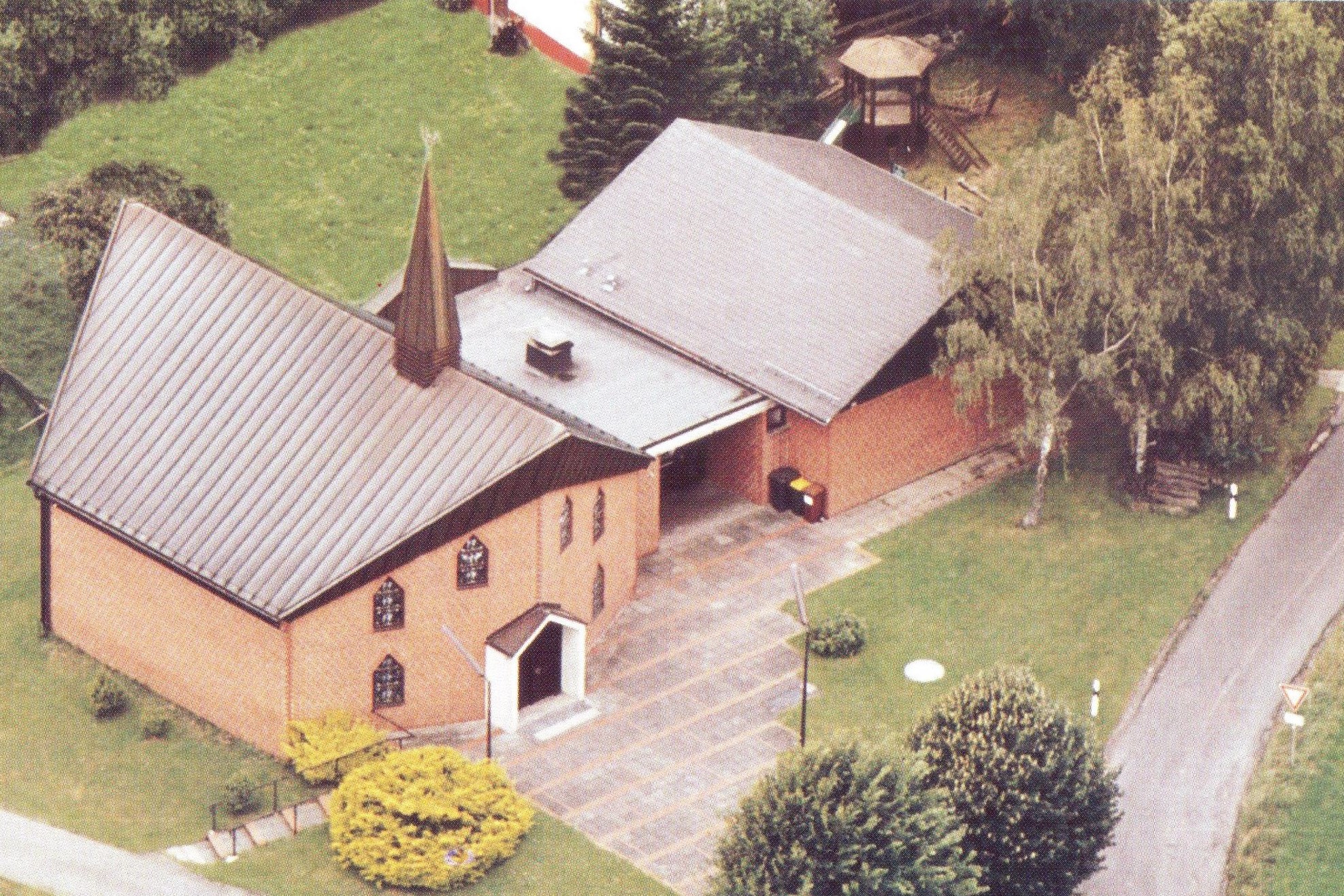 Beul Kapelle und Pfarrheim Luftaufnahme