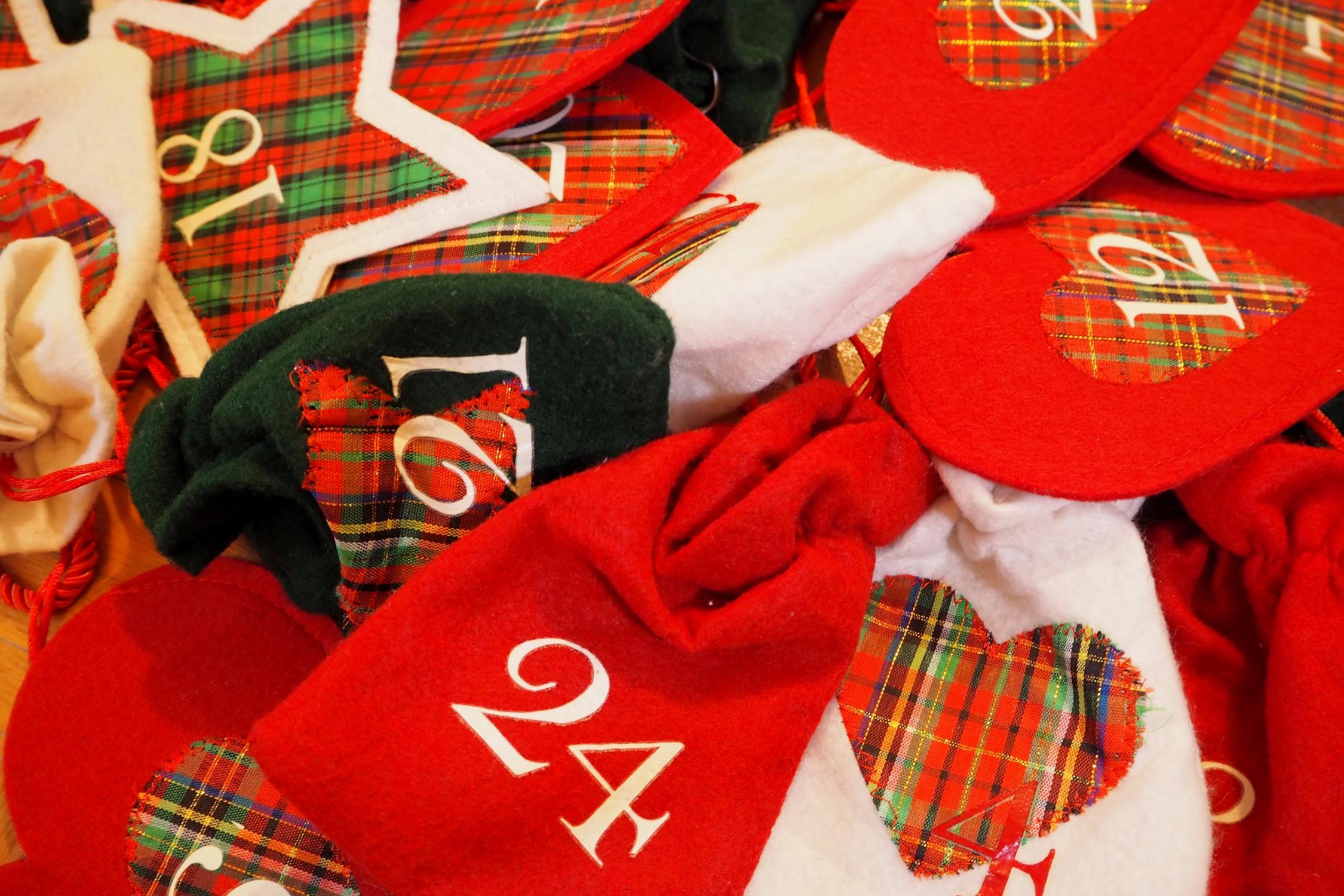 advent-calendar-2764635_by_flockine_pixabay_pbs