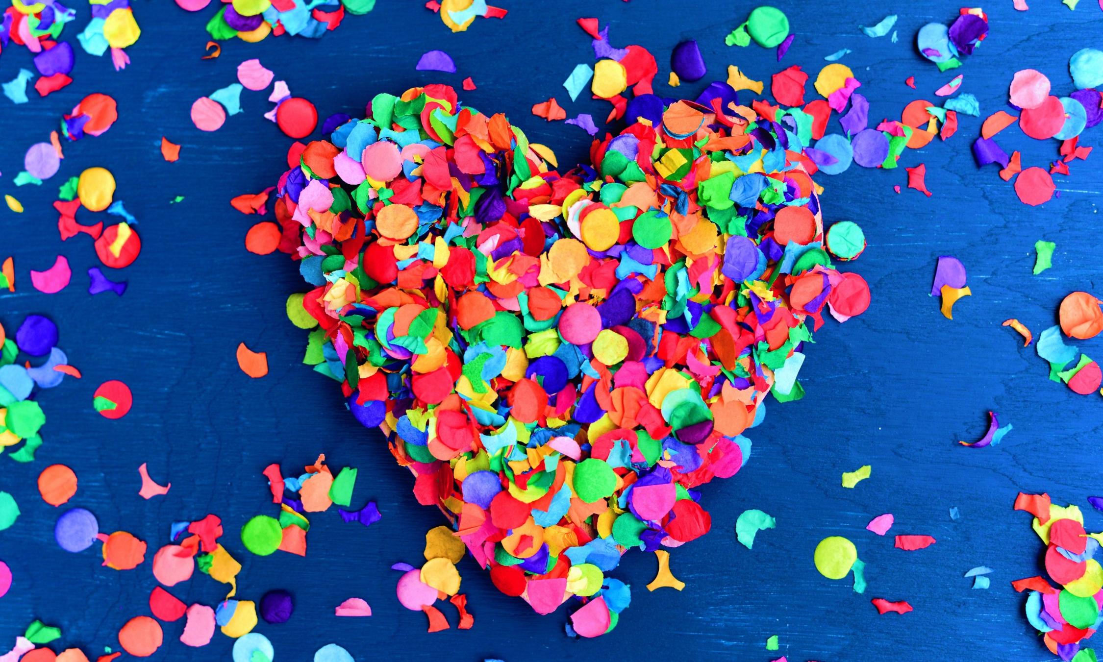 confetti-3863002_by_congerdesign_cc0-gemeinfrei_pixabay_pfarrbriefservice