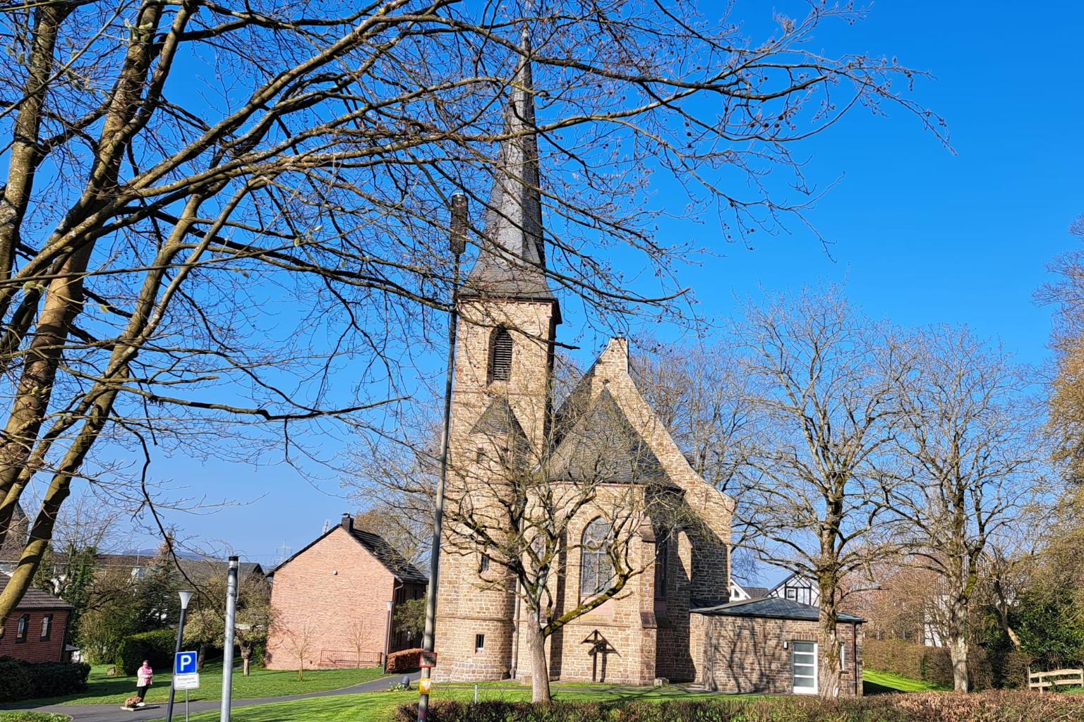 Rückseite der Kirche