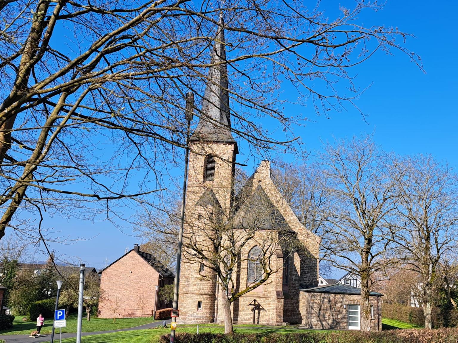 Rückseite der Kirche