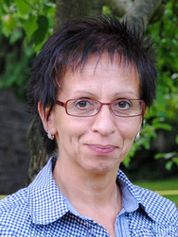 Bettina Engels