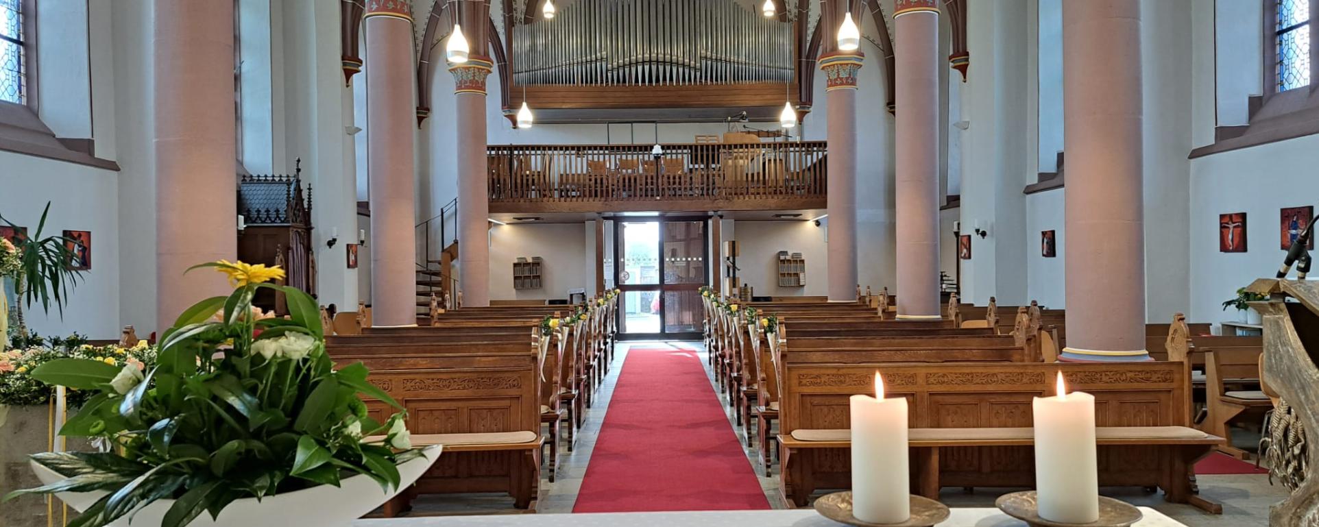 Kirche St. Joseph Hamm innen