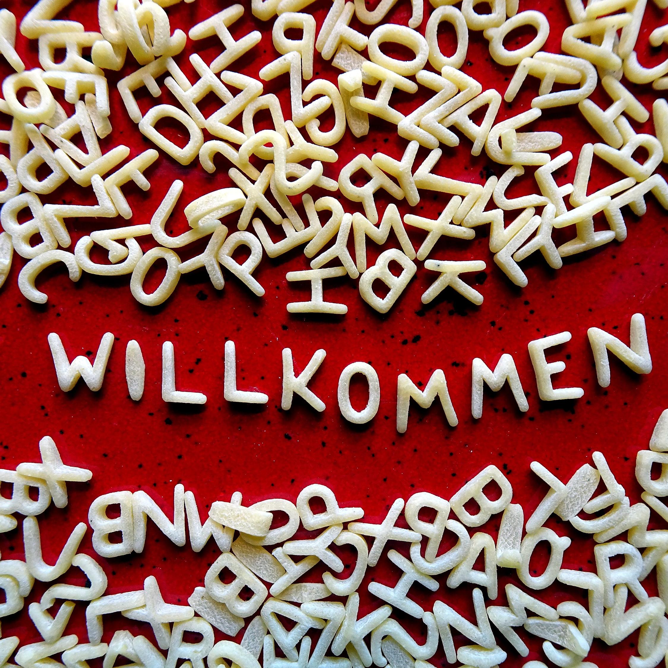 Willkommen: Buchstaben-Salat quadrtisch