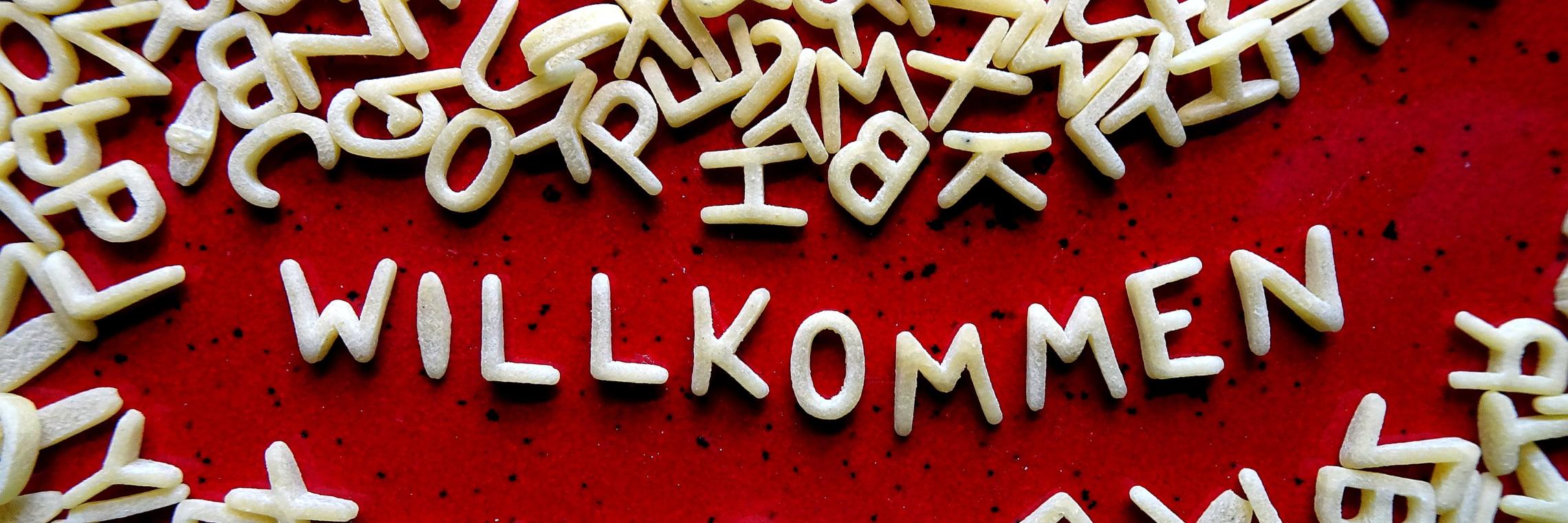 Willkommen: Buchstaben-Salat quadrtisch